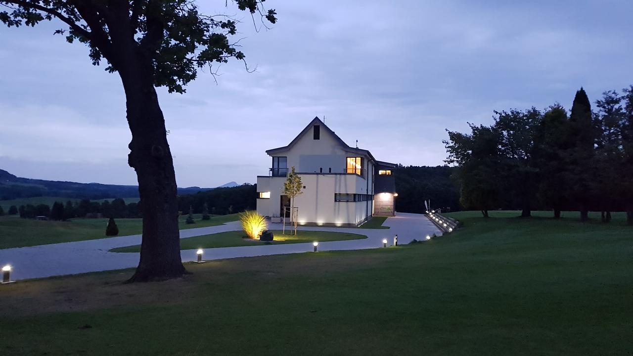 Golf Resort Ceska Lipa Nový Bor Eksteriør billede